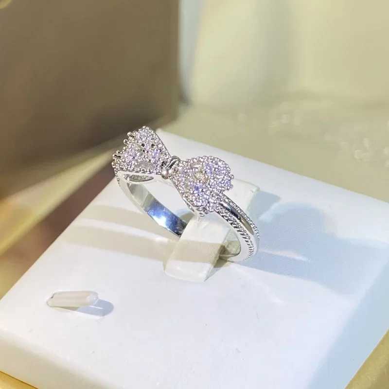Fancy Bow Ring with Dazzling C - Tie Clip Silver ulasan dan harga